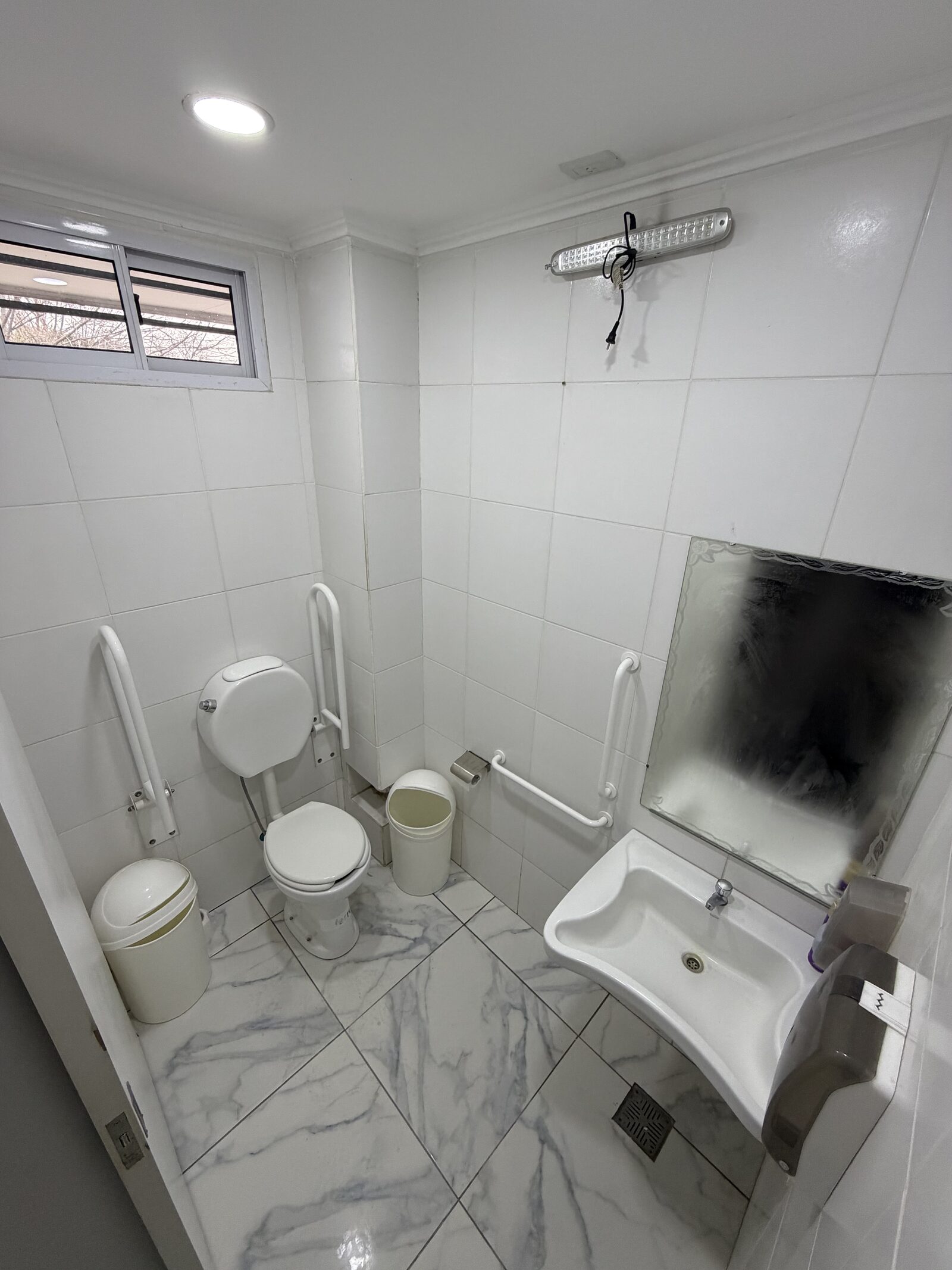 Salón Espacio 23 Doce